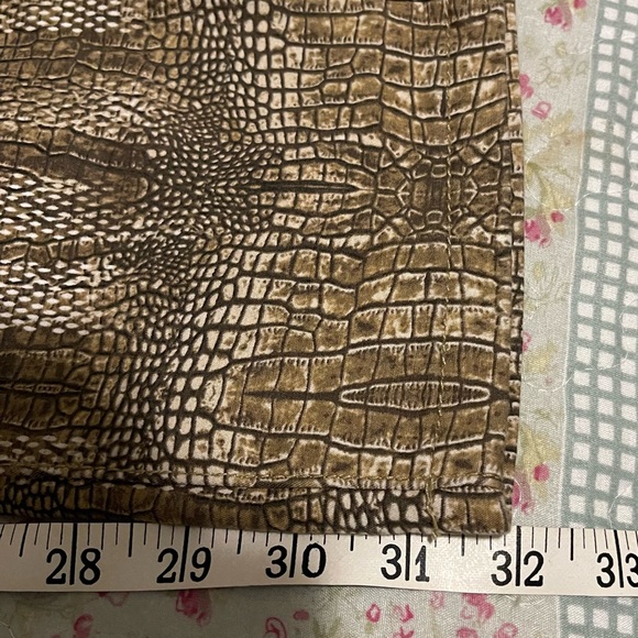 V Christina reptile print jeans six 6 - Picture 3 of 4